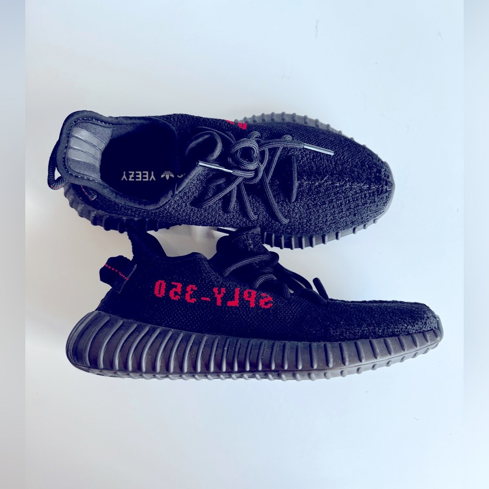 Yeezy Sneakers
